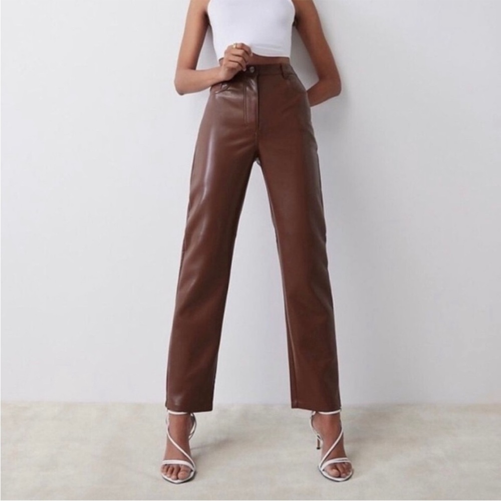 Aritzia Babaton Vegan Leather High Rise Flat Front  Pants in Tan Brown 4 Pocket